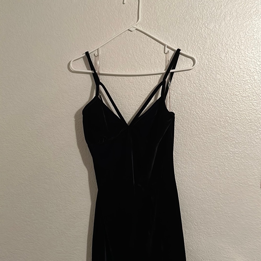 Black velvet party dress